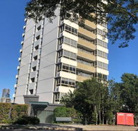 Waterfront Brisbane Apartment - Sunshine Coast Guide