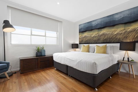 A PERFECT STAY - Manallack Apartments - Sunshine Coast Guide 4