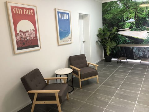 Escape On Lake - Sunshine Coast Guide 0