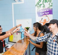Mad Monkey Backpackers Waterfront - Sunshine Coast Guide