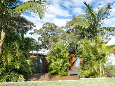 Akama - Sunshine Coast Guide 5