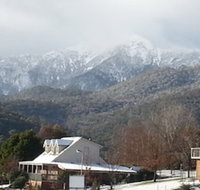 Eagles Nest - Sunshine Coast Guide