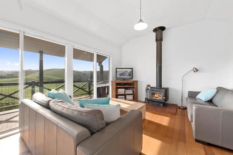 Rivernook Cottage - Sunshine Coast Guide 4