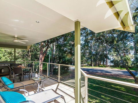 Amaroo Sunset Lodge - Sunshine Coast Guide 1