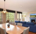 Villa 3br De Saran Resort Condo located within Cypress Lakes Resort nothing is more central - Sunshine Coast Guide