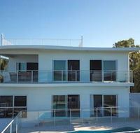 Panoramic Paradise on Shute - Sunshine Coast Guide