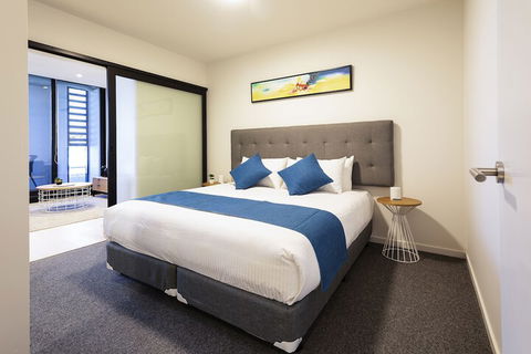 Artel Apartment Hotel Melbourne - Sunshine Coast Guide 5