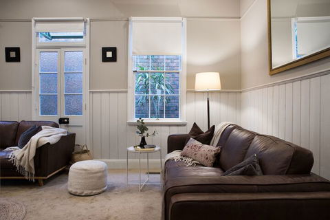 Albert Cottage - Sunshine Coast Guide 4