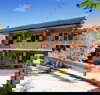 Blue Mountains Motel - Sunshine Coast Guide