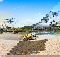 Resort Style 2 Bdrm in Homebush with Bay View - Sunshine Coast Guide