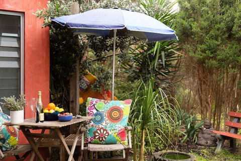 Smith Beach Getaways Beachwood Garden Studio - Sunshine Coast Guide 5