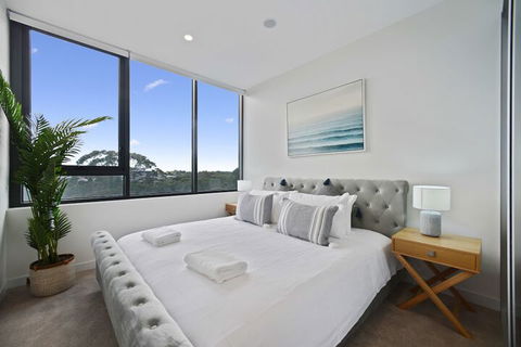 New Contemporary Apartment Near Macquarie Centre - Sunshine Coast Guide 6