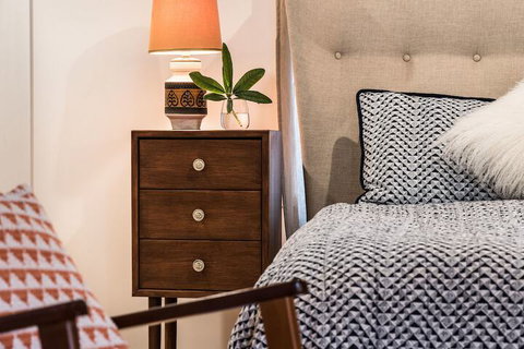 Trathen On Granville - Sunshine Coast Guide 6