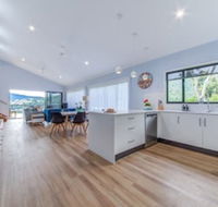 Hillside Haven Airlie Beach - Sunshine Coast Guide