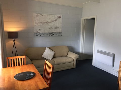 Prom Coast Apartments - Sunshine Coast Guide 5