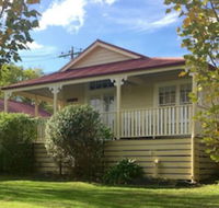 Brentwood Cottage - Sunshine Coast Guide
