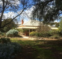 Thalia Getaway Villa - Sunshine Coast Guide