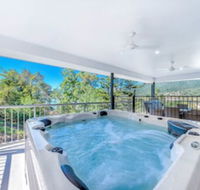 Great Escape - Cannonvale - Sunshine Coast Guide