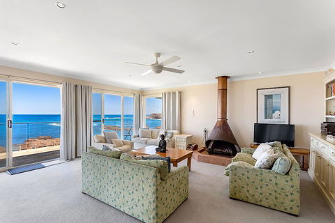 Birubi Lane 4 Anna Bay - Sunshine Coast Guide 4