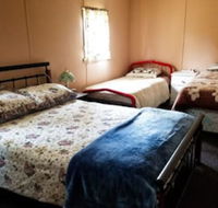 Mountain View Motel - Sunshine Coast Guide