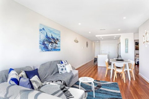 The Shoal Apartments Unit 504 / 4 8 Bullecourt Street - Sunshine Coast Guide 0