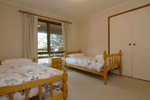Alrima Lodge Bright - Sunshine Coast Guide 5