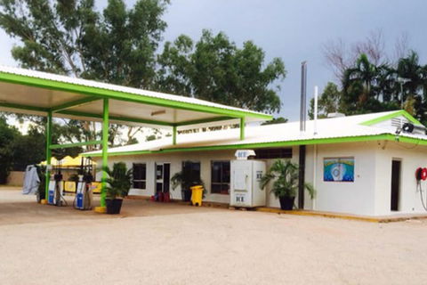 Mataranka Roadhouse - Sunshine Coast Guide 2