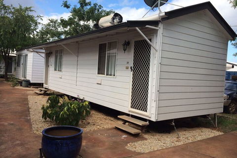 Mataranka Roadhouse - Sunshine Coast Guide 5