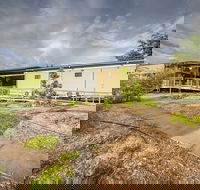 Victoria Accommodation Village - Sunshine Coast Guide