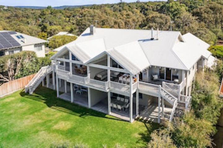 Eagle Bay WA Sunshine Coast Guide