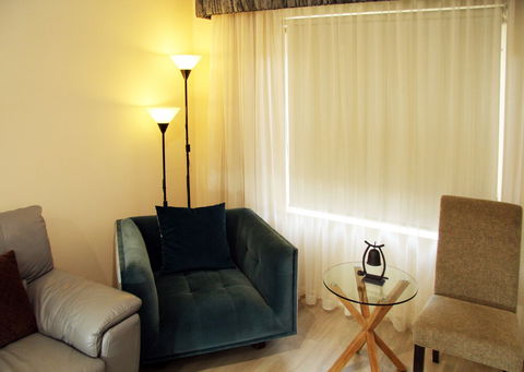 Adelaide CBD Apartment - 3BR, 2Bath & Carpark - Sunshine Coast Guide 5