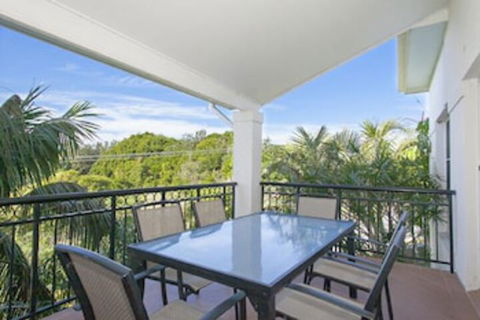 1 / 17 22nd Ave Sawtell NSW - Sunshine Coast Guide 0