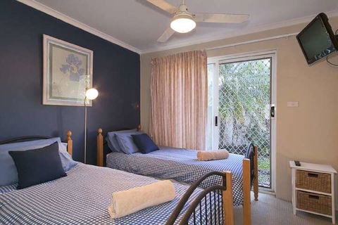 1 / 17 22nd Ave Sawtell NSW - Sunshine Coast Guide 3