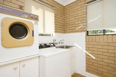 Rose Cottage Sawtell NSW - Sunshine Coast Guide 7