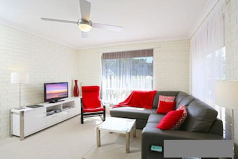Villa Mara Sawtell NSW - Sunshine Coast Guide 0