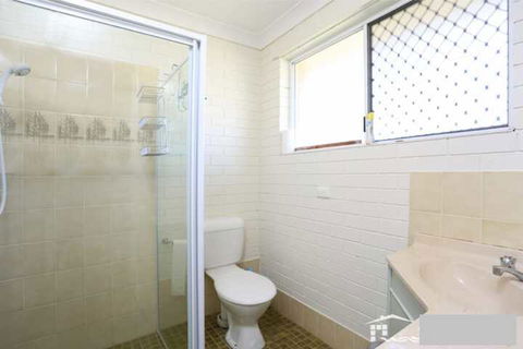 Villa Mara Sawtell NSW - Sunshine Coast Guide 3