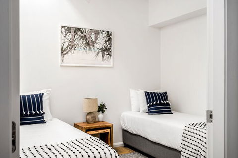 A PERFECT STAY - Luxe & Bloom - Sunshine Coast Guide 6