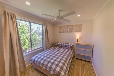 17 Broadbeach Drive - Sunshine Coast Guide 7