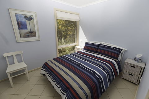 Tranquillity On Riverview 33 Riverview Drive - Sunshine Coast Guide 7