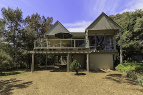 Tranquillity On Riverview 33 Riverview Drive - Sunshine Coast Guide 0