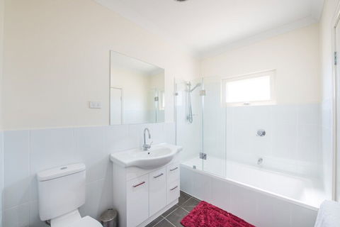 The Oasis 6 Turnberry Drive - Sunshine Coast Guide 3
