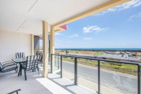 The Oasis 6 Turnberry Drive - Sunshine Coast Guide 0