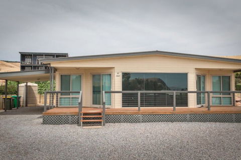 Salt 37 Oceanview Drive - Sunshine Coast Guide 2