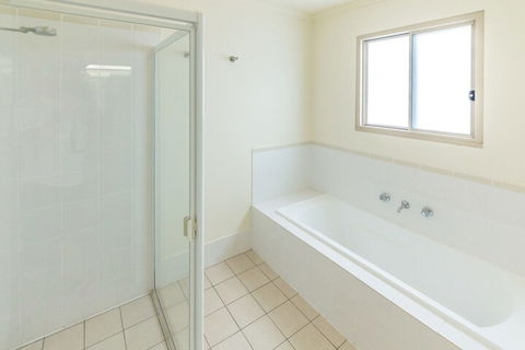 Salt 37 Oceanview Drive - Sunshine Coast Guide 4