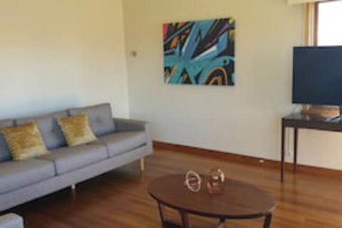 Port Life Beach House - Sunshine Coast Guide 0
