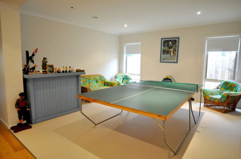 THE Haven Surf Side - Sunshine Coast Guide 1