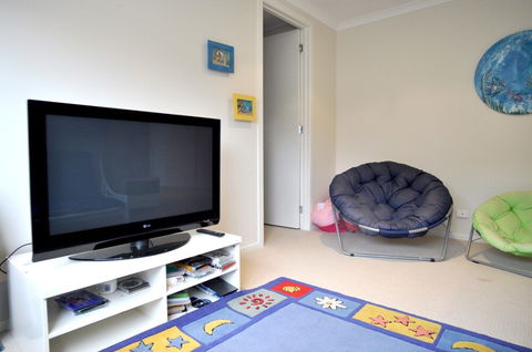 THE Haven Surf Side - Sunshine Coast Guide 6