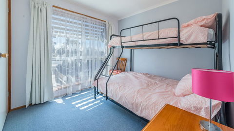 THE Lighthouse Surf Side - Sunshine Coast Guide 1