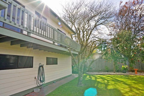Aqua Escape On Anderson Free Wifi & Netflix PET Friendly - Sunshine Coast Guide 1