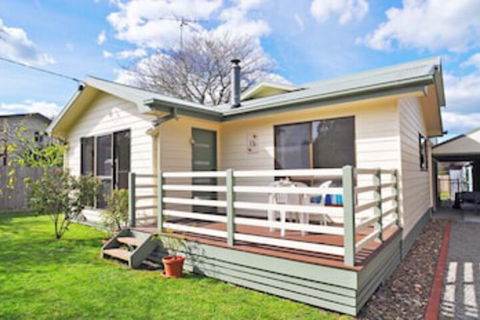 Aqua Escape On Anderson Free Wifi & Netflix PET Friendly - Sunshine Coast Guide 0